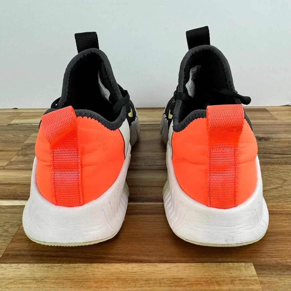 Nike Free Metcon 4 Training Shoes Black‎ Yellow Orange Womens Size 8.5